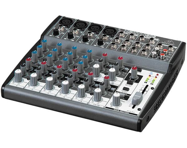 Behringer Xenyx 1202 - Mikseta