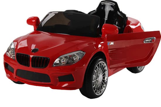 Automobil na akumulator 215 Crveni