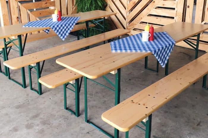 Pivski Komplet - 2 Klupe i Sto - Metal - Drvo 220x80cm