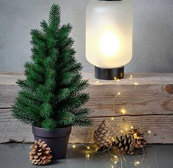 Novogodišnja stona jelka 48cm Eriss