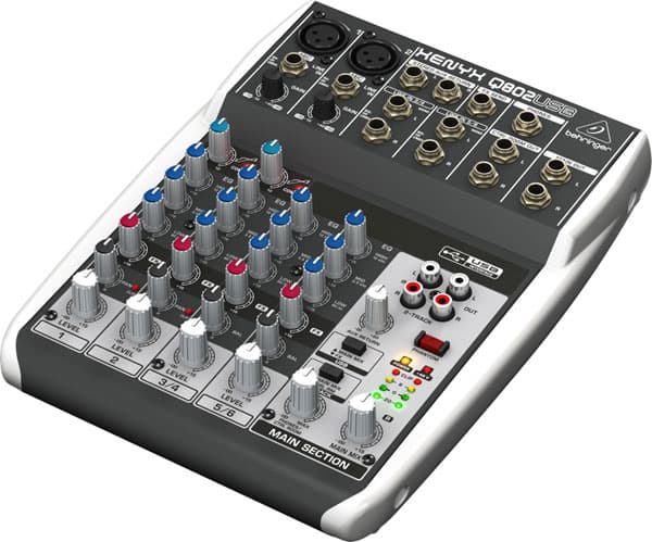Behringer Xenyx Q802USB - Mikseta