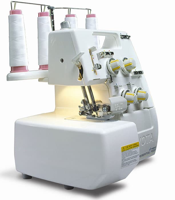 Šivaća mašina Toyota Overlock SL3335